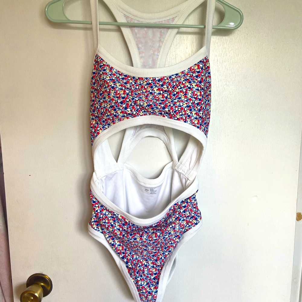 Aerie Size Medium Flower Print 2019 One Piece Suit